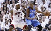 Kevin Durant destrona a LeBron James como nuevo rey de la NBA