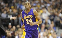 Kobe Bryant jugará el domingo después de casi 8 meses de ausencia