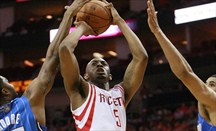 James Anderson tendrá que buscarse nuevo equipo tras ser cortado por los Rockets