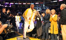 Kobe Bryant regresa al juego con derrota en el Staples ante Toronto Raptors