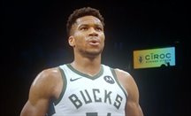 Bucks elimina a Nets en la prórroga del séptimo con 40 de Antetokounmpo