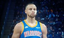 Curry ha metido 50 puntos ante Hawks