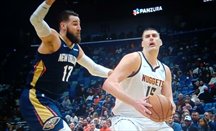 Jokic condena a Pelicans: 39 puntos (11 en la prórroga) y triple-doble