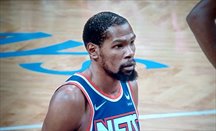 Durant lideró a los Nets un día más