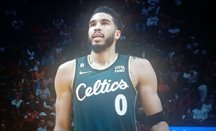 Tatum resuelve con un triple el Sixers-Celtics