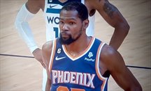 Kevin Durant regresó de su lesión y debutó ante la afición de Suns