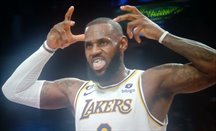 LeBron lleva a los Lakers a la primera línea del play-in