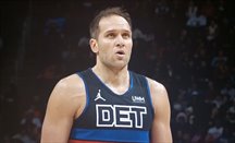 Bogdanovic llega a New York Knicks