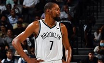 Brooklyn doblega a Atlanta con un resolutivo Durant