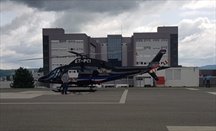 Helicóptero trasladando a Kuzmic