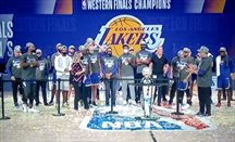 Lakers celebra el título de conferencia