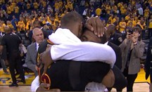 LeBron e Irving anotan 82 puntos para prolongar las Finales de la NBA