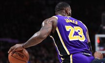 Lakers gana en la prórroga a Denver con LeBron y Davis al frente
