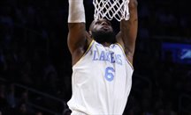 Lakers vence en la prórroga a los Knicks con gran regreso de LeBron y Davis
