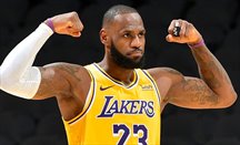 LeBron James quiere retirarse en los Lakers