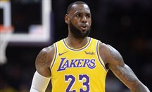 Los Lakers reducirán los minutos en pista de LeBron James