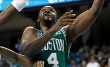 Boston Celtics traspasa a Noah Vonleh a los Spurs