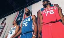 Los Sixers presentan sus nuevos y patrióticos uniformes