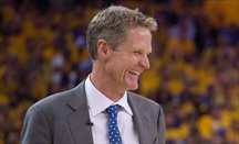 Los Warriors ganan a los Spurs y Kerr suma 250 victorias