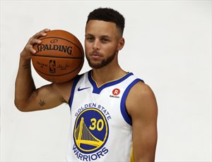 Curry ya está de vuelta de su lesión