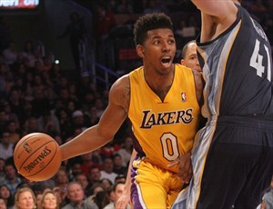 El escolta Nick Young se ha unido a la lista de lesionados de los Lakers