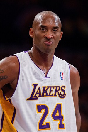 Kobe Bryant anotó la canasta decisiva en el Lakers-Pacers