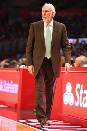 Popovich mostró su insatisfacción tras el Warriors-Spurs