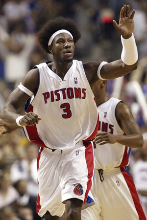 Pistons la camiseta con el número 3 de Wallace Hispanosnba.com