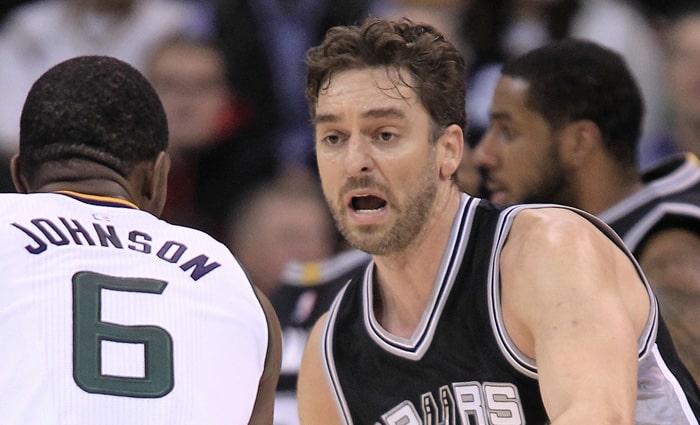 Pau Gasol y Manu Ginóbili destacan en el triunfo de Spurs sobre Celtics