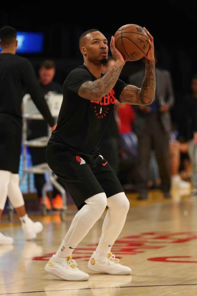 Lillard anota 10 triples y bate el récord histórico de Blazers