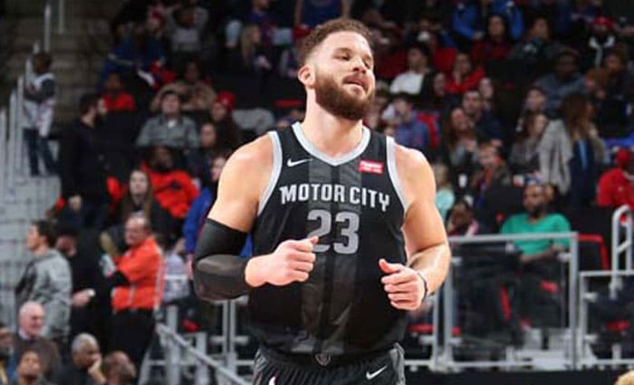 Griffin anota 45 fundiéndose en el cuarto final en la derrota de Pistons