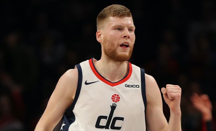 Davis Bertans anota 28 triples en sus 5 partidos de diciembre