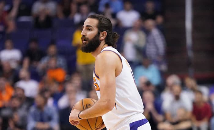 Ricky Rubio celebra su paternidad asociándose al mejor Ayton