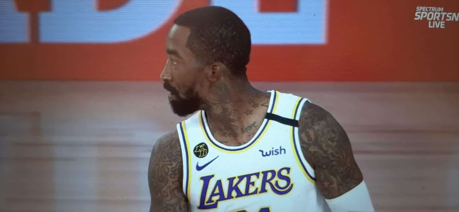 Lakers gana con 6 triples del recién fichado J.R. Smith