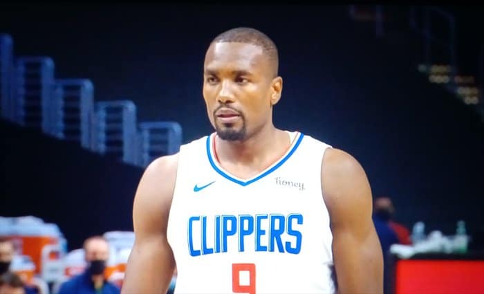 Ibaka y Rubio brillan en un triunfo incontestable de los Clippers