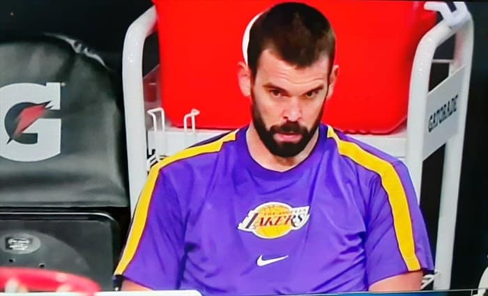 Marc Gasol convence en su primera aparición con Lakers