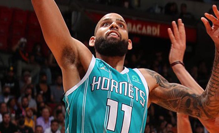 Charlotte retiene a Cody Martin: 32 millones por 4 temporadas