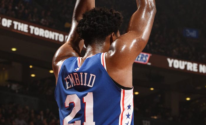 Philadelphia recupera terreno tras imponerse a Chicago
