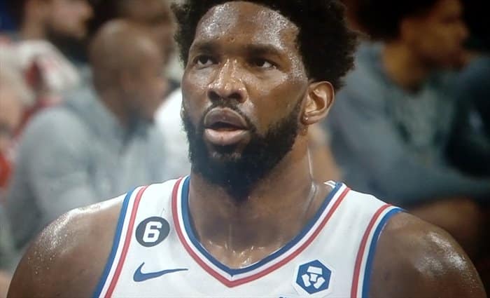 Embiid anota 42 puntos en el triunfo de Sixers sobre Hawks