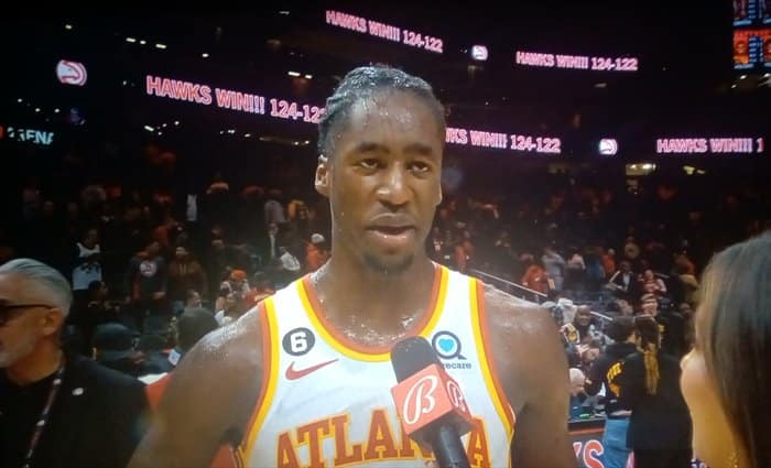 Atlanta gana con una maravillosa jugada sobre la bocina de la prórroga