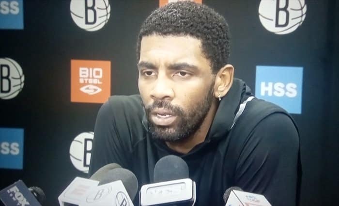 Brooklyn gana en el regreso de Irving y el mejor partido de Simmons