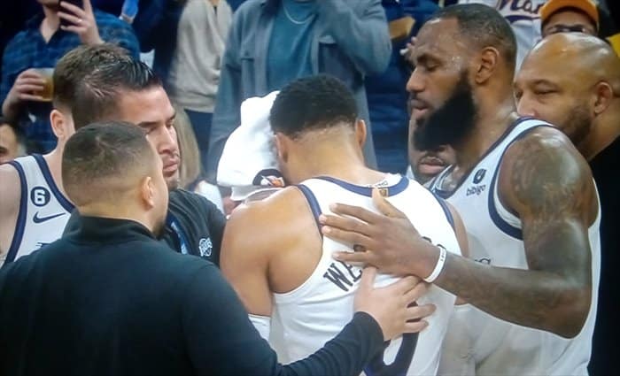Victorias de Lakers, Suns, Raptors y Rockets en la jornada sabatina