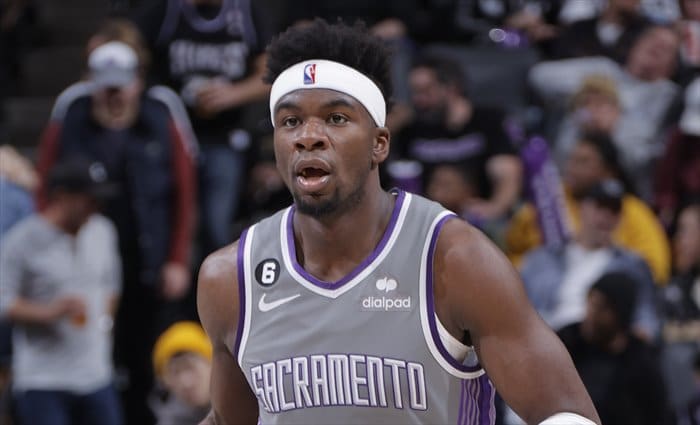 Sacramento humilla a los Nets metiéndoles 153 puntos