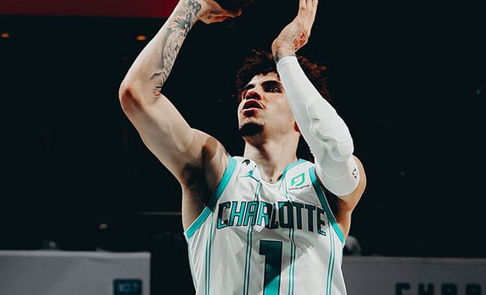 Regresa con derrota LaMelo Ball tras estar un mes de baja por un esguince