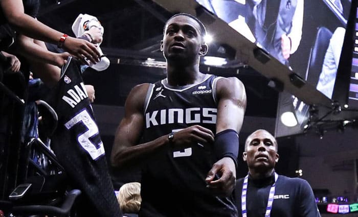 Kings gana a los Lakers sin Sabonis y sube al tercer puesto en el Oeste