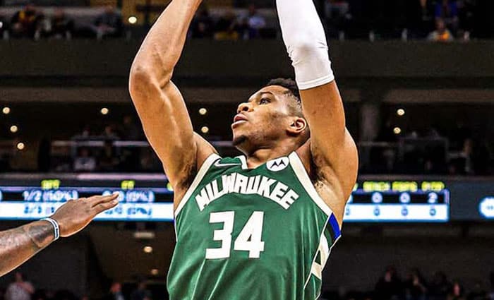 Bucks gana a Wizards con 55 puntos del más ofensivo Antetokounmpo