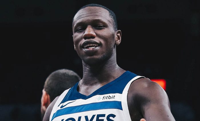 San Antonio Spurs repesca a Gorgui Dieng con un contrato de 10 días