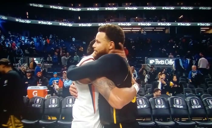 Unos Suns en cuadro arruinan la vuelta de Stephen Curry