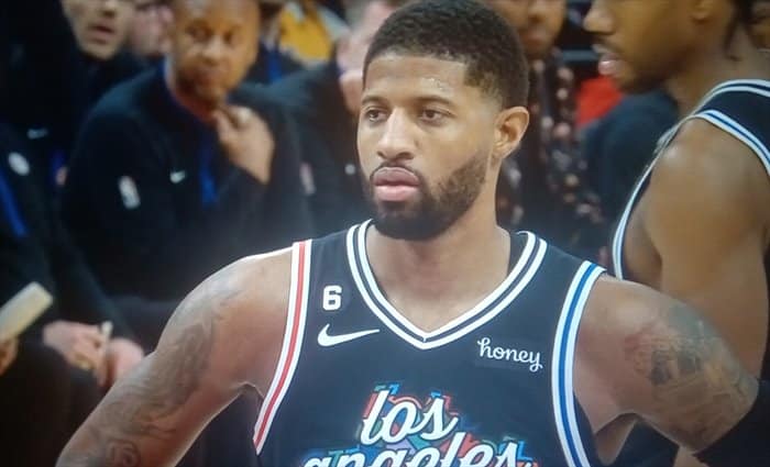 Clippers vence con comodidad a Lakers pese a los 46 puntos de LeBron