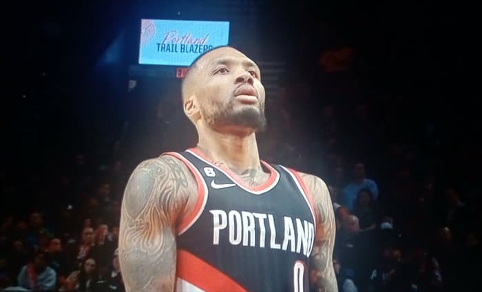 Noche estelar de Damian Lillard: 60 puntos y triunfo ante Utah
